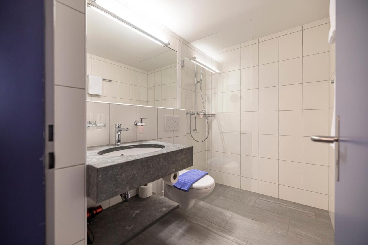 Hotel Restaurant Alte Brauerei ツェエリーナ エクステリア 写真